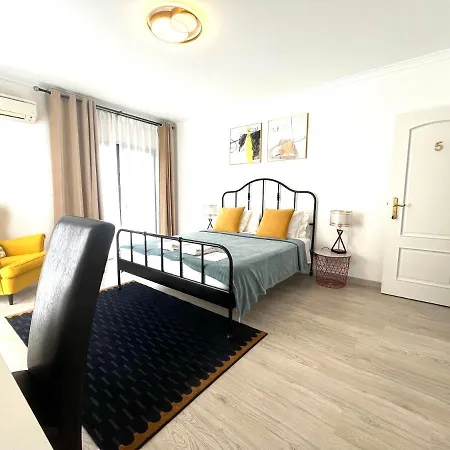 Hope House Private Villa Alapraia